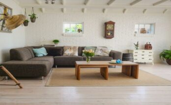 brown-wooden-center-table