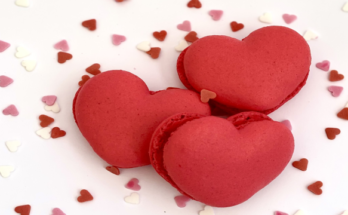 heart-shaped-macaroons-01