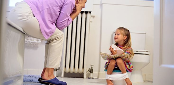 Potty_training_read_with_mom