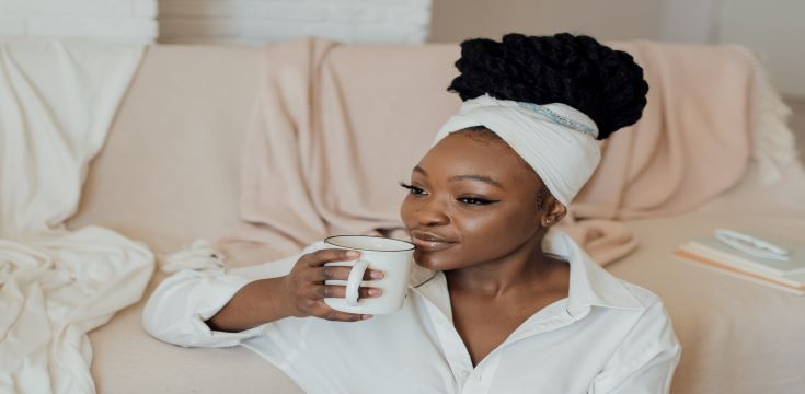 woman-drinking-coffee