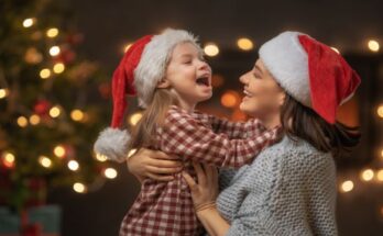 family-celebrating-christmas-02