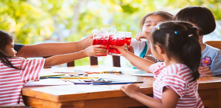 Kids drinking Rooibos tea