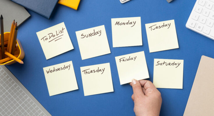 top-view-sticky-notes-with-list